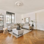 Eleganckie podłogi z drewna: Jak wybrać i zamontować idealne rozwiązanie dla Twojego domu